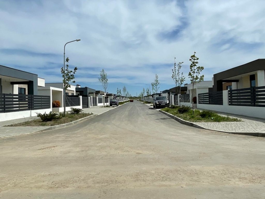 посёлок Seaside village